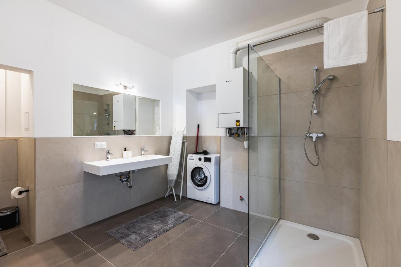 וינה Newley Renovated Apartment Next To Hannovermarkt מראה חיצוני תמונה